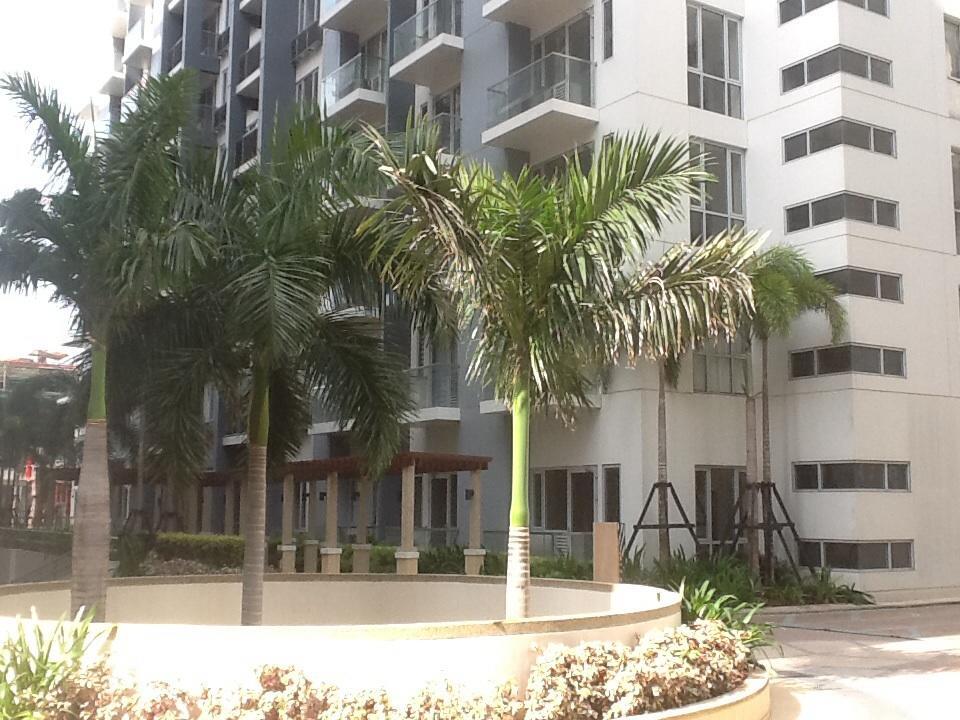 Palm Tree Genlex Condo Manila Exterior photo