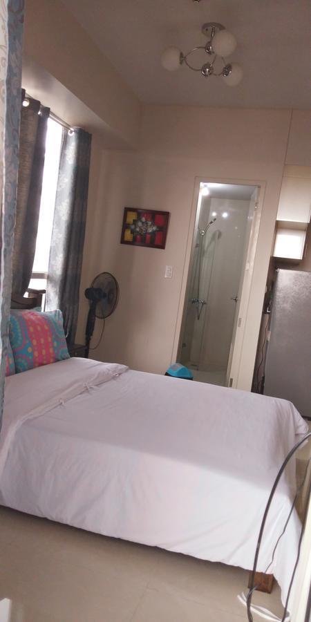 Palm Tree Genlex Condo Manila Exterior photo